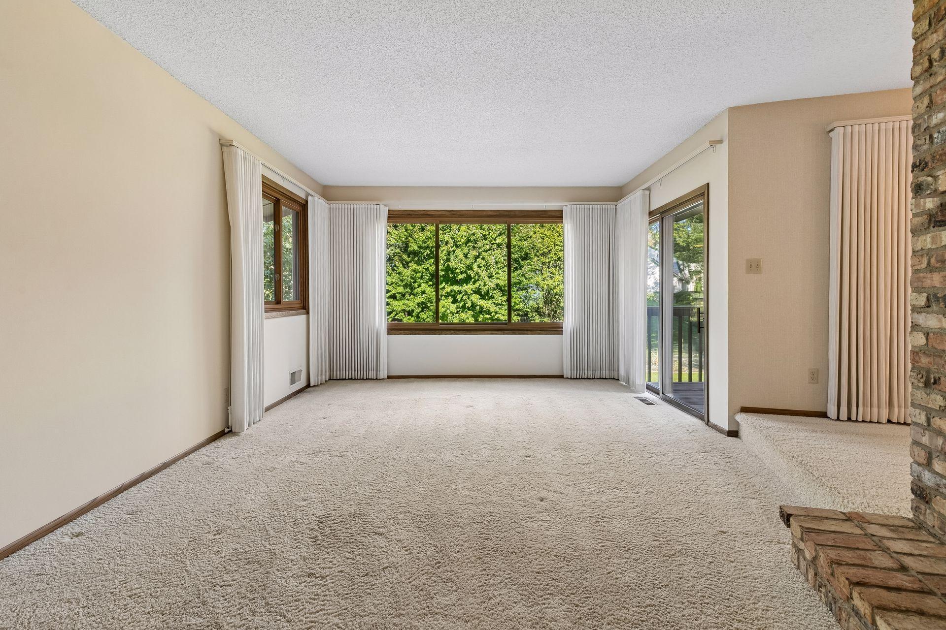 2716 Isle Royale Court
