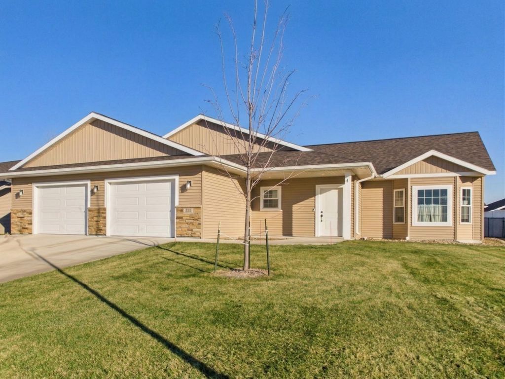 Photo of 750 El Dorado Street SE, Owatonna, MN 55060 (MLS # 7041733)