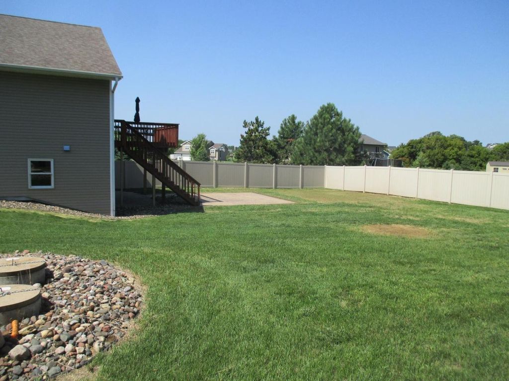 Photo of 1021 167th Street, Hammond, WI 54015 (MLS # 7018288)