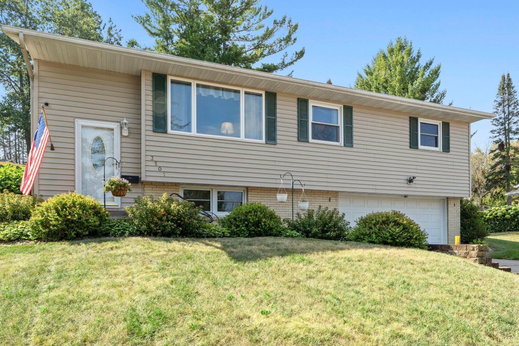 Photo of 3501 Graves Drive, Red Wing, MN 55066 (MLS # 7135355)
