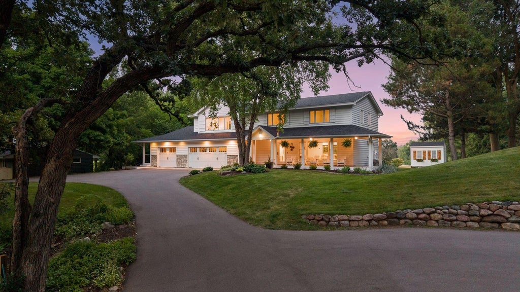 Photo of 3305 Fairchild Avenue, Wayzata, MN 55391 (MLS # 7114685)