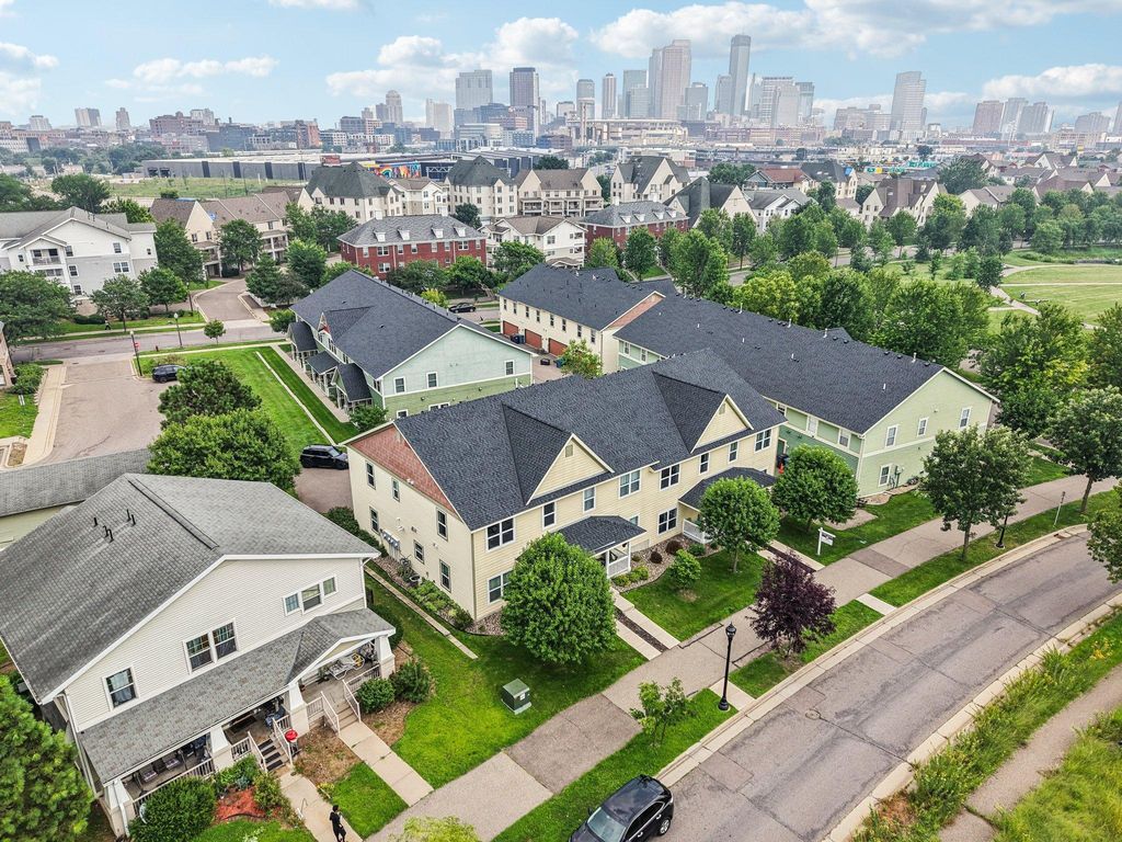 Photo of 1006 Van White Memorial Boulevard, Minneapolis, MN 55411 (MLS # 6823227)