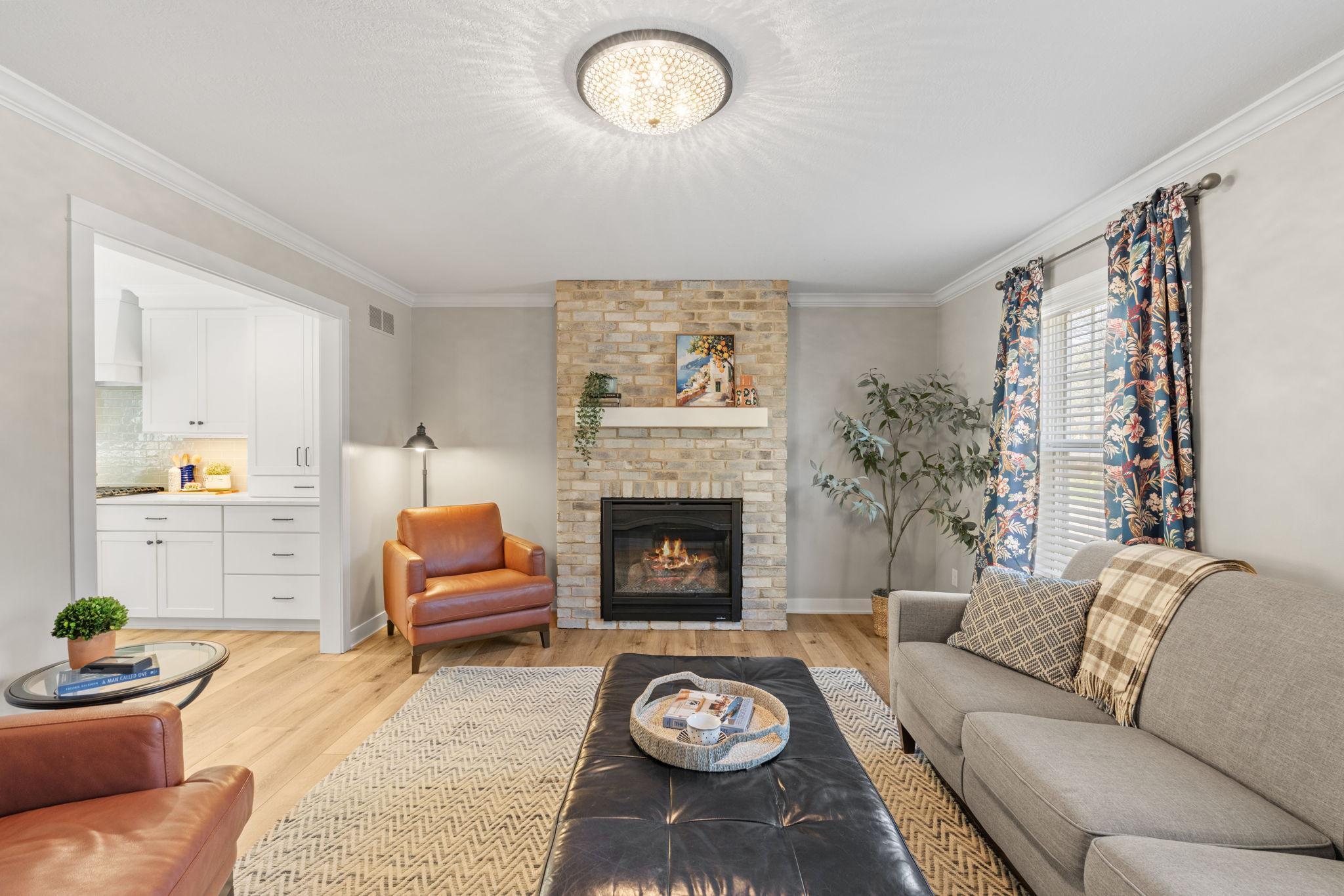 1371 Woodland Drive SW