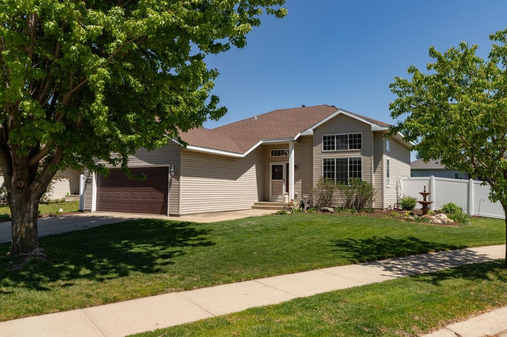 Photo of 5714 49th Avenue NW, Rochester, MN 55901 (MLS # 7076775)