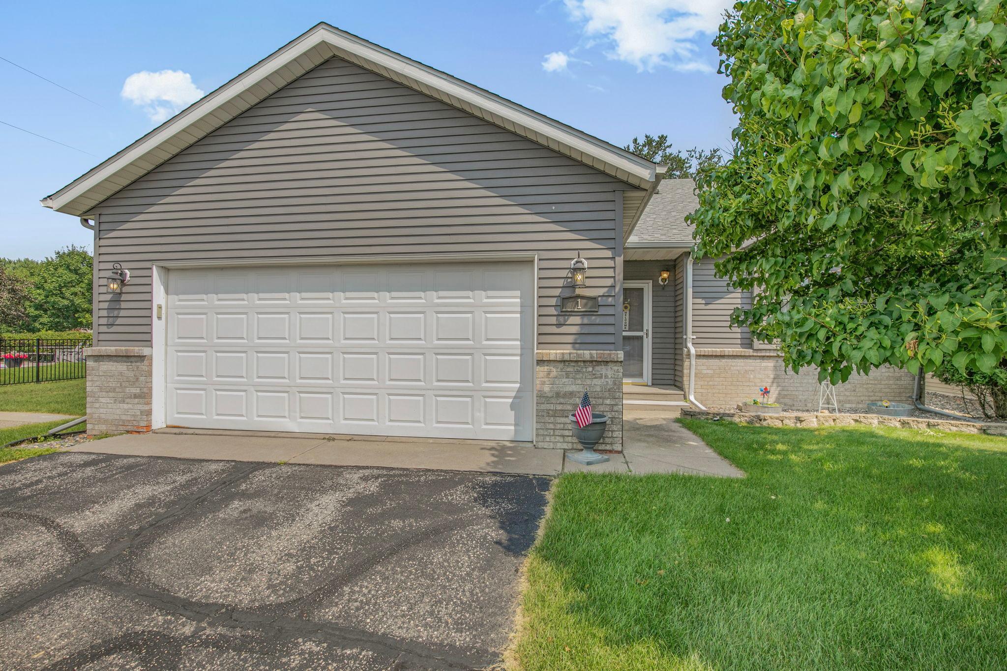 1 Pine Tree Court