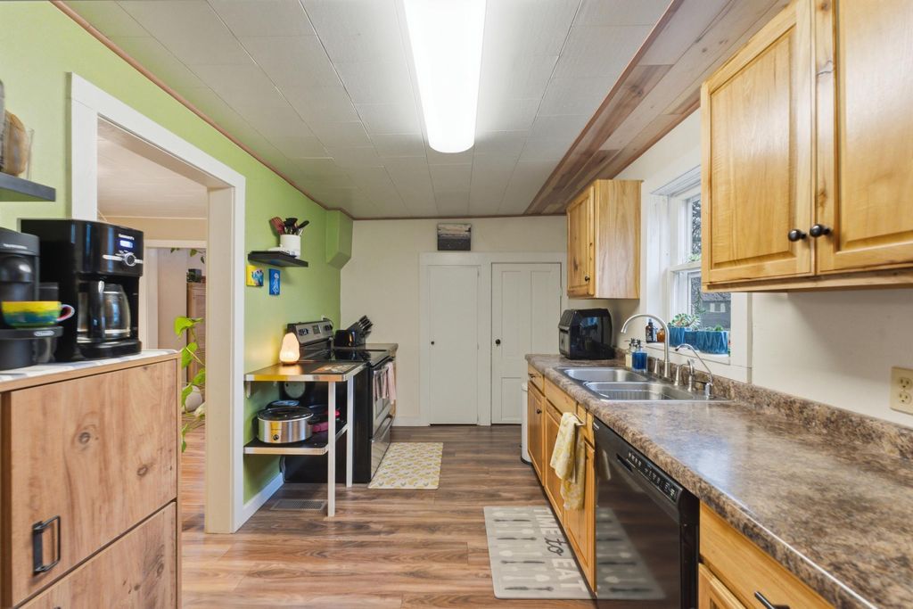 Photo of 115 3rd Street S, Raymond, MN 56282 (MLS # 6822236)