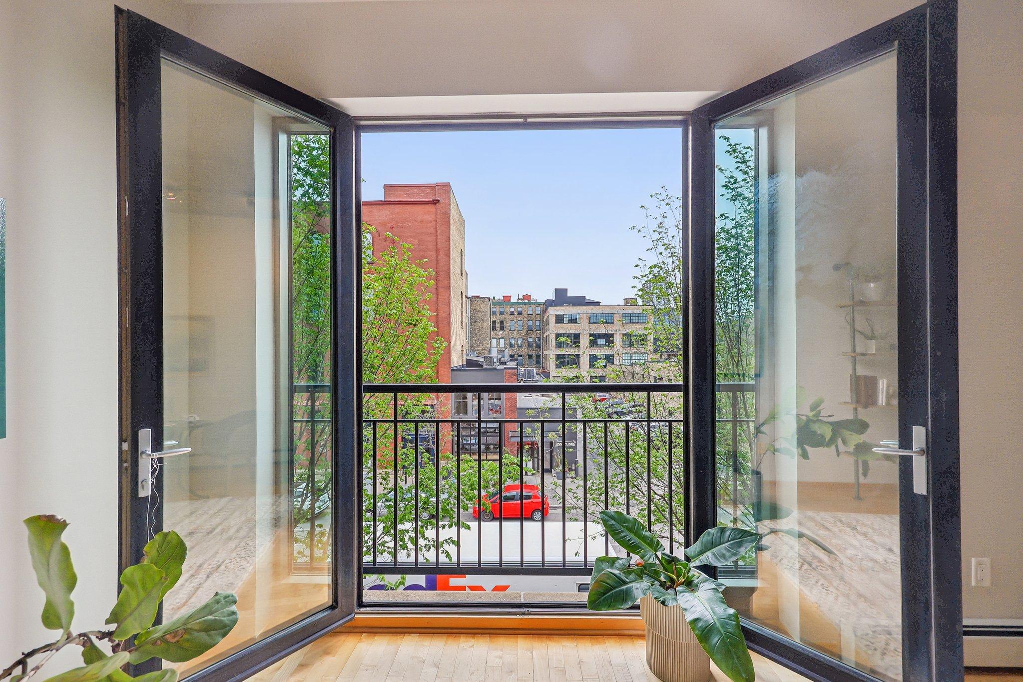212 N 1st Street 306