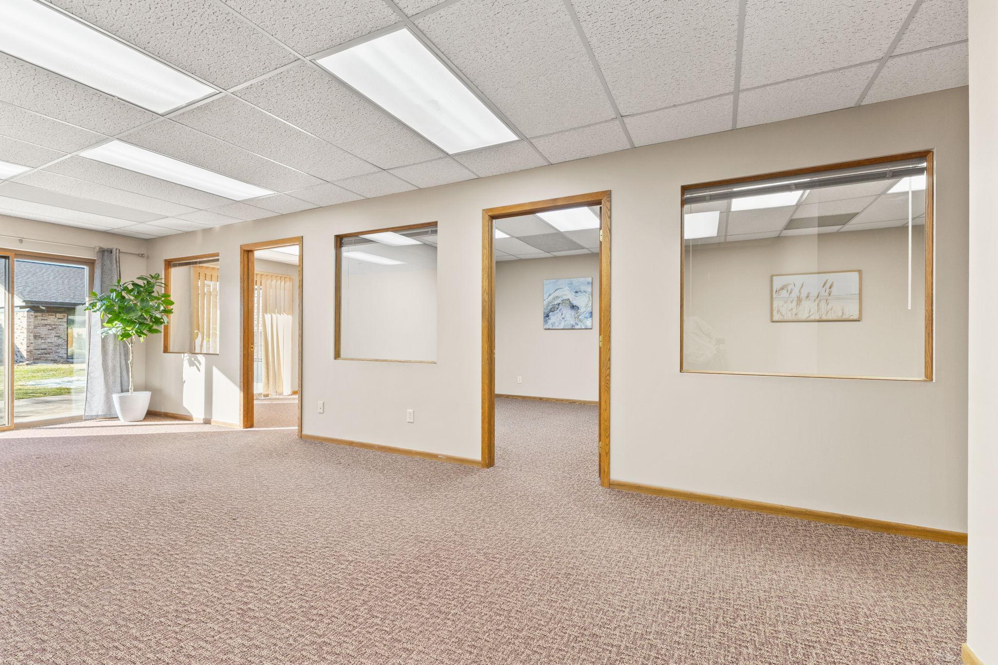 2575 Hamline Avenue N