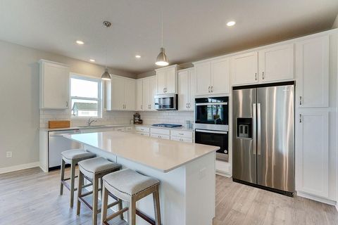 711 Winterberry Lane Waconia MN 55387