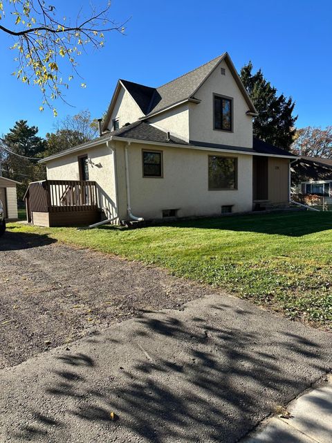 1220 N Street NE Brainerd MN 56401