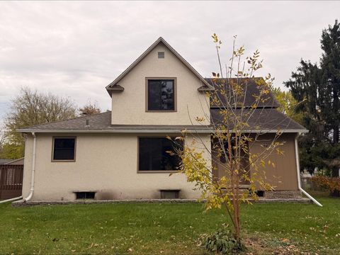 1220 N Street NE Brainerd MN 56401