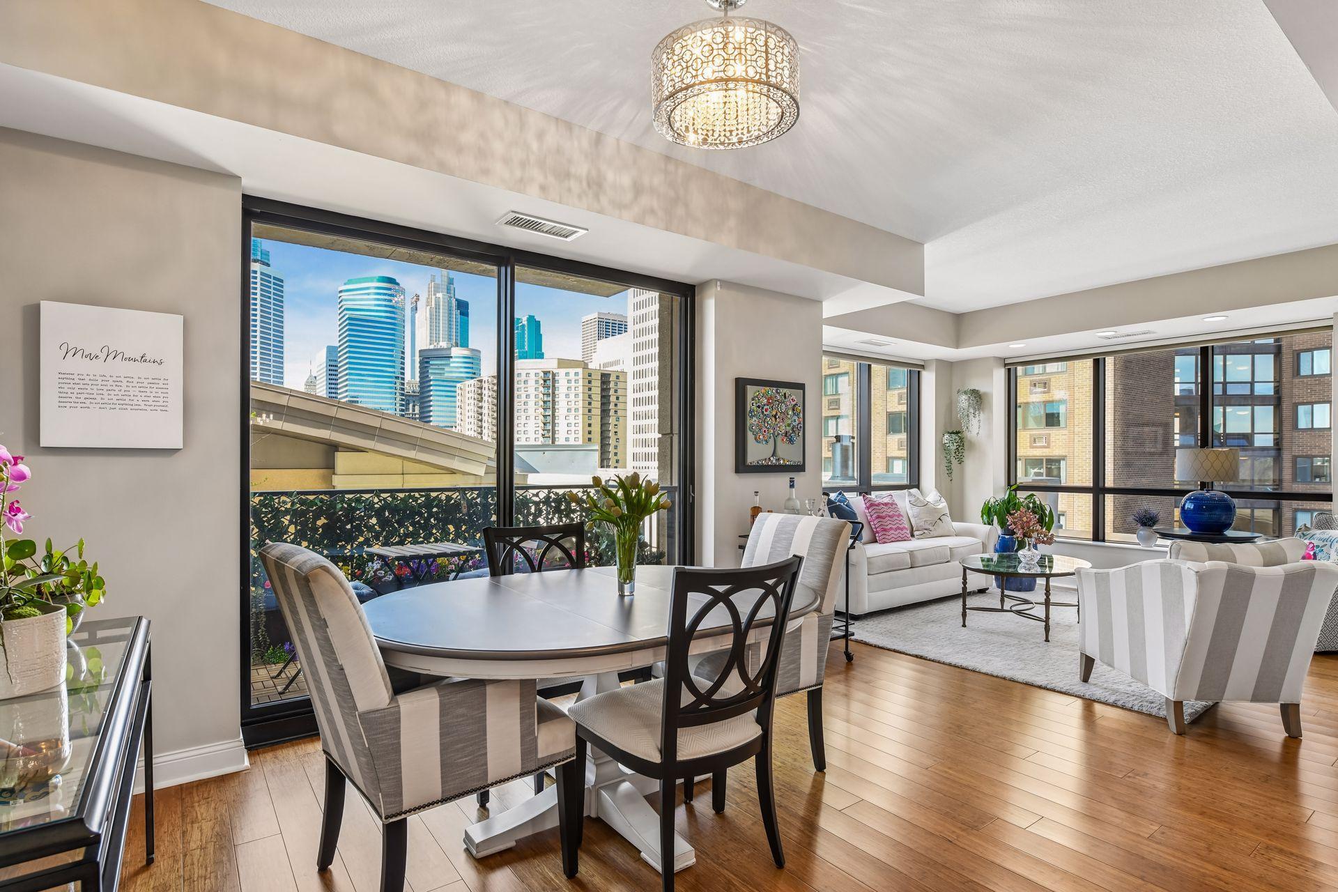 100 3rd Avenue S 606