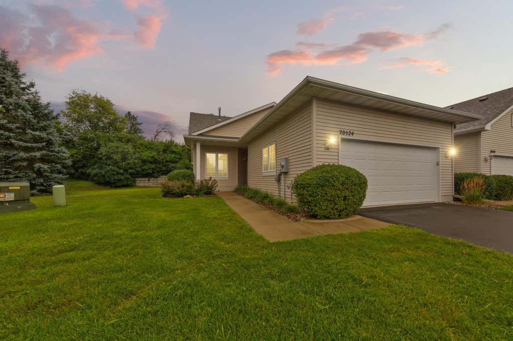 Photo of 20524 Eastview Curve, Farmington, MN 55024 (MLS # 7125359)