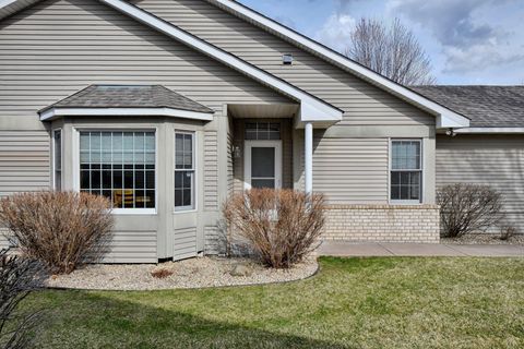 2133 Southwind Road Maplewood MN 55109