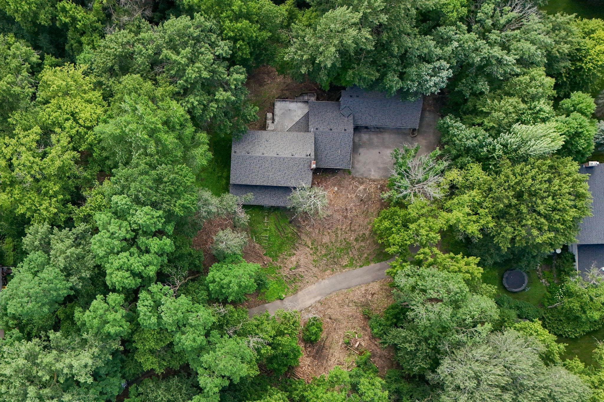 15432 Highwood Drive