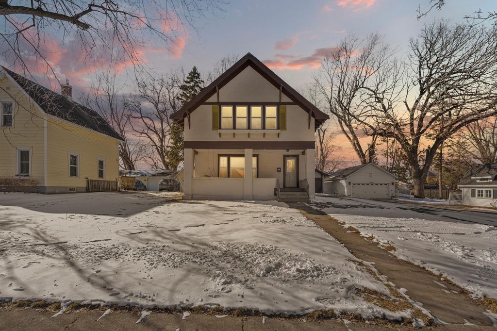 Photo of 216 Lincoln Avenue, Owatonna, MN 55060 (MLS # 7023335)