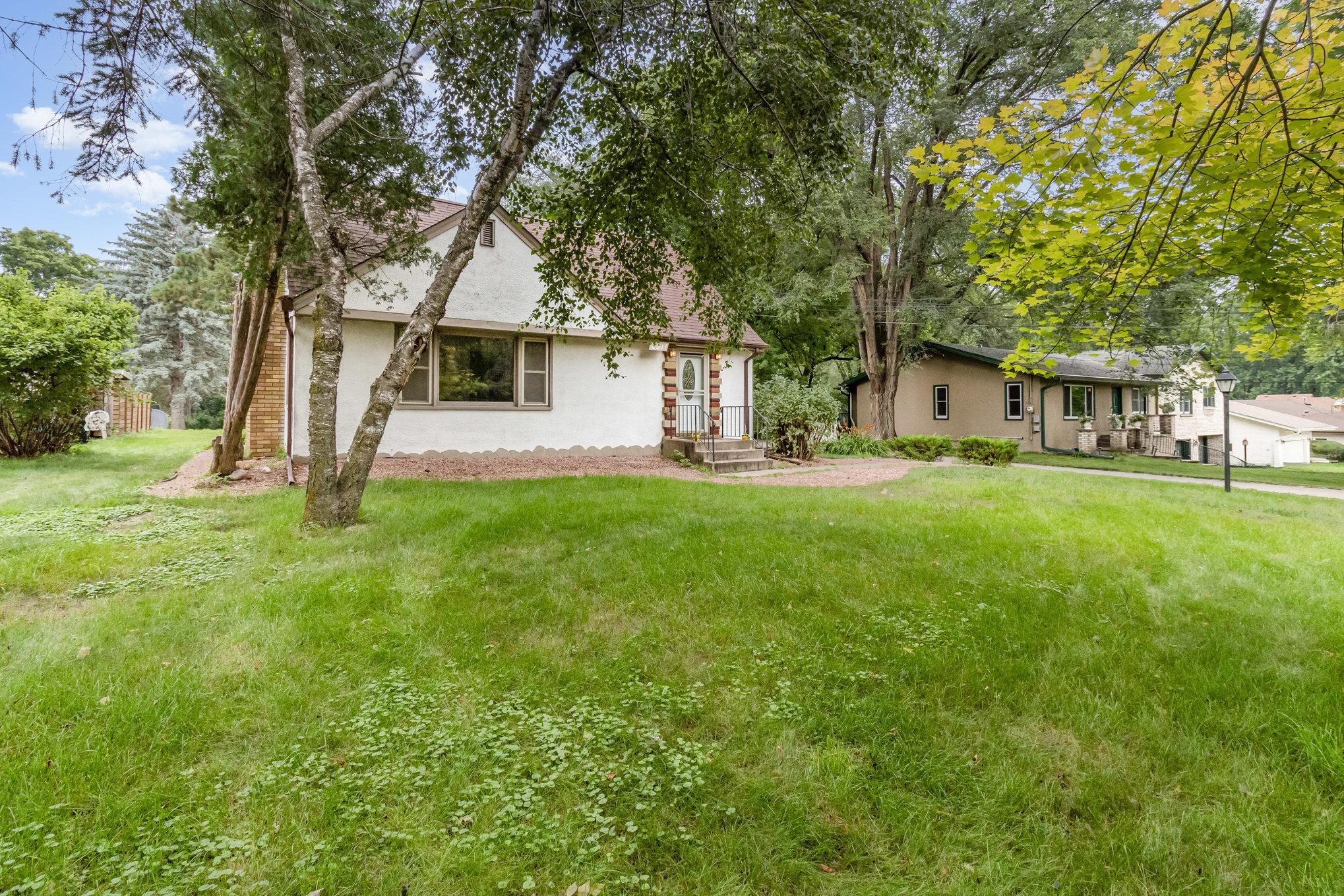 2911 Troseth Road