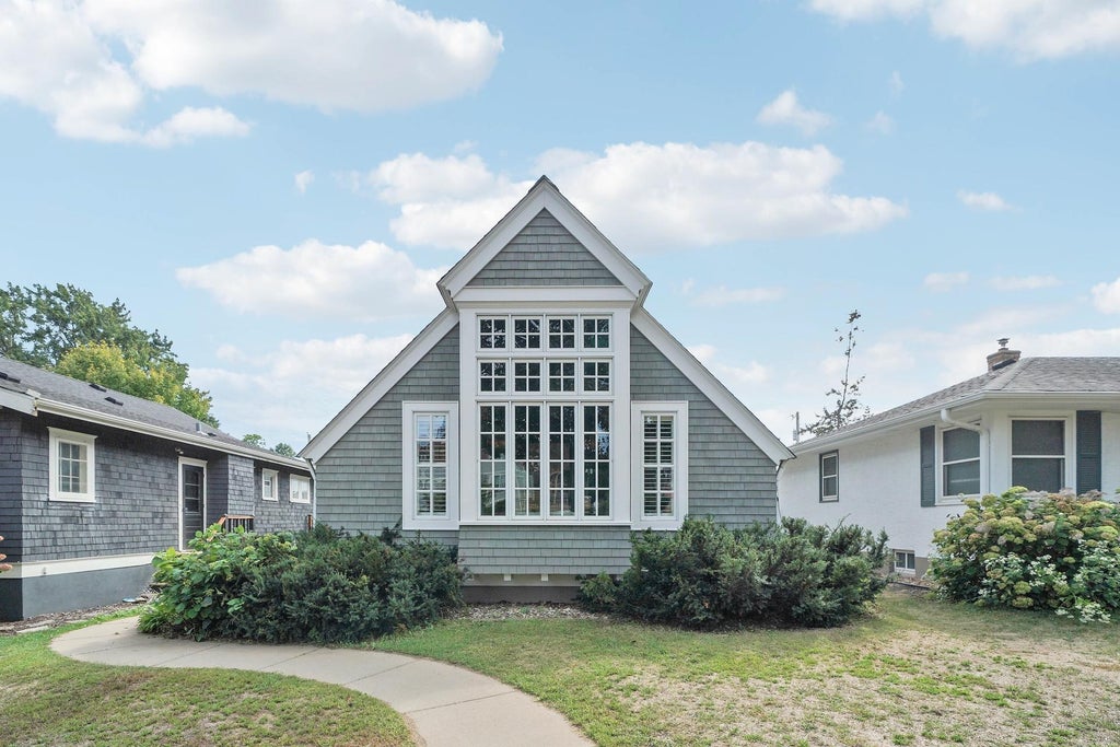 Photo of 1170 Fairmount Avenue, Saint Paul, MN 55105 (MLS # 7141132)