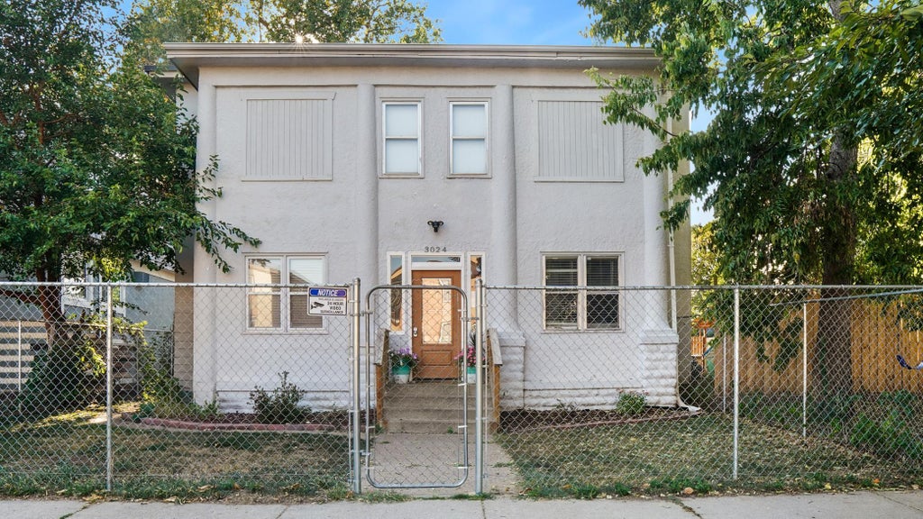 Photo of 3024 Pleasant Avenue, Minneapolis, MN 55408 (MLS # 7134709)