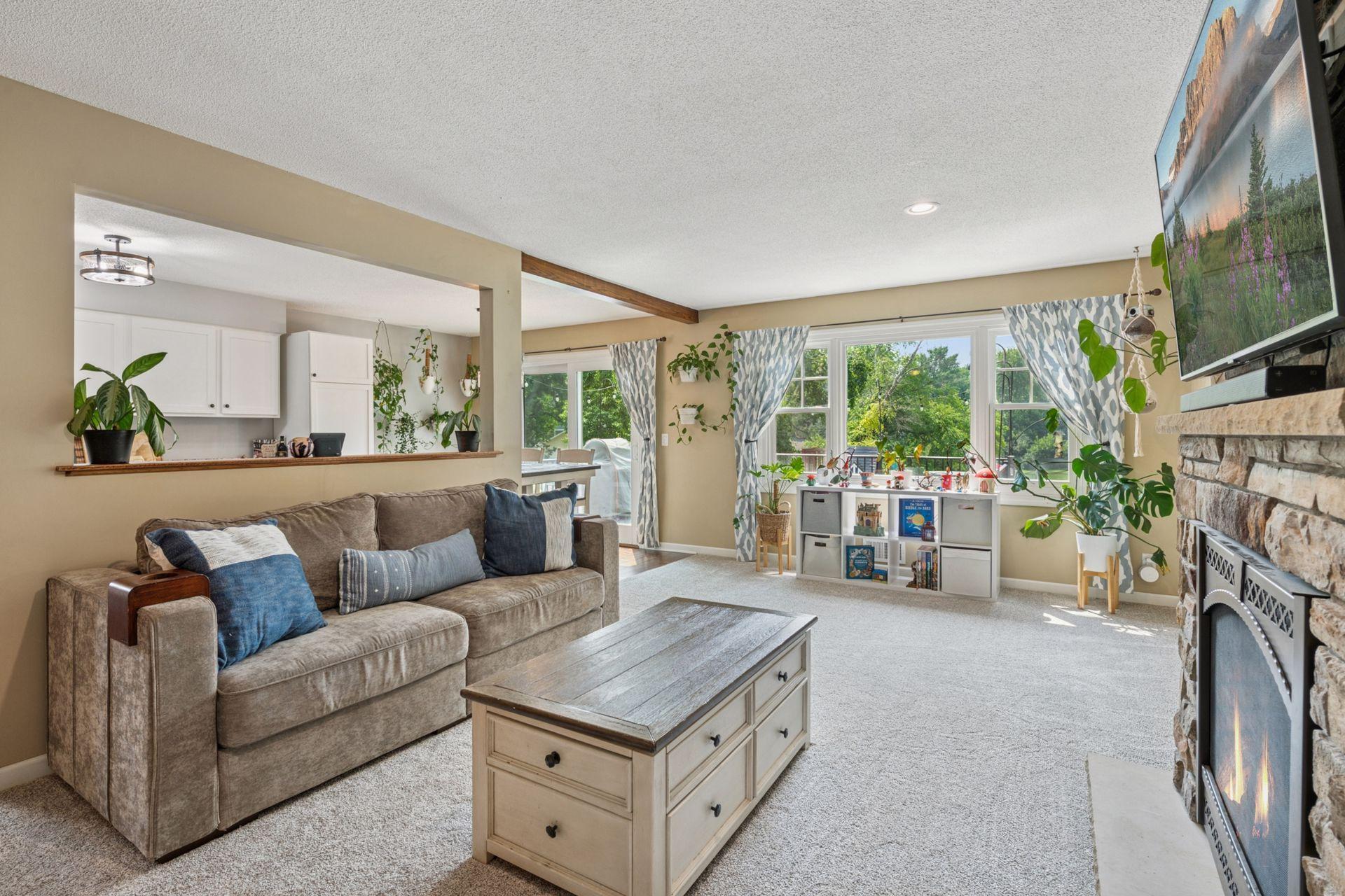 7417 W 100th Street