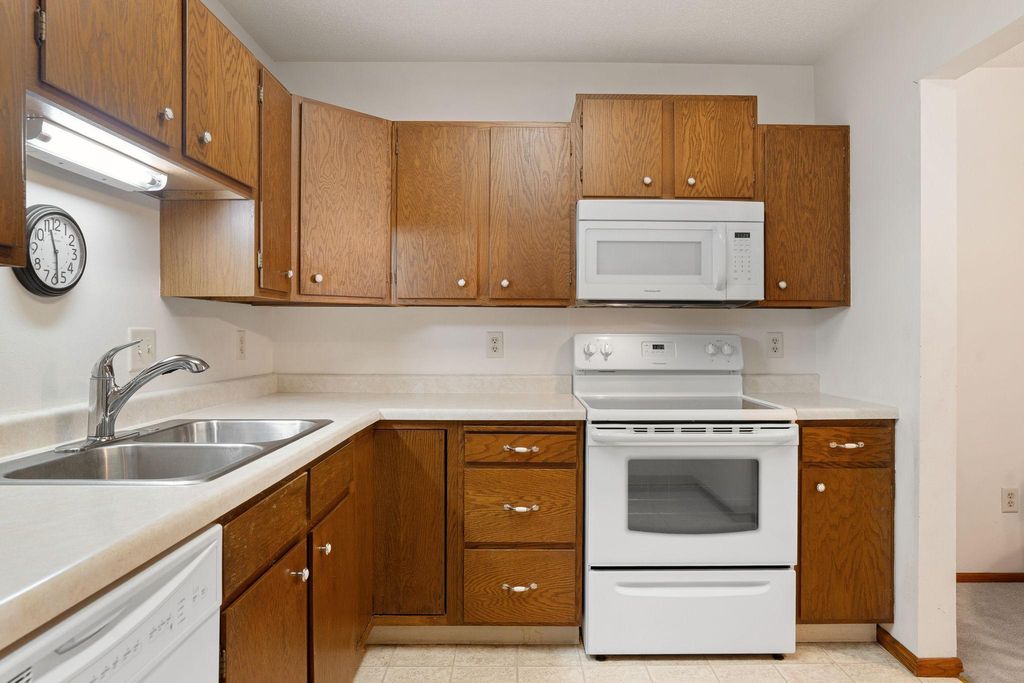 Photo of 1200 18th Avenue NW #111, Austin, MN 55912 (MLS # 6824879)