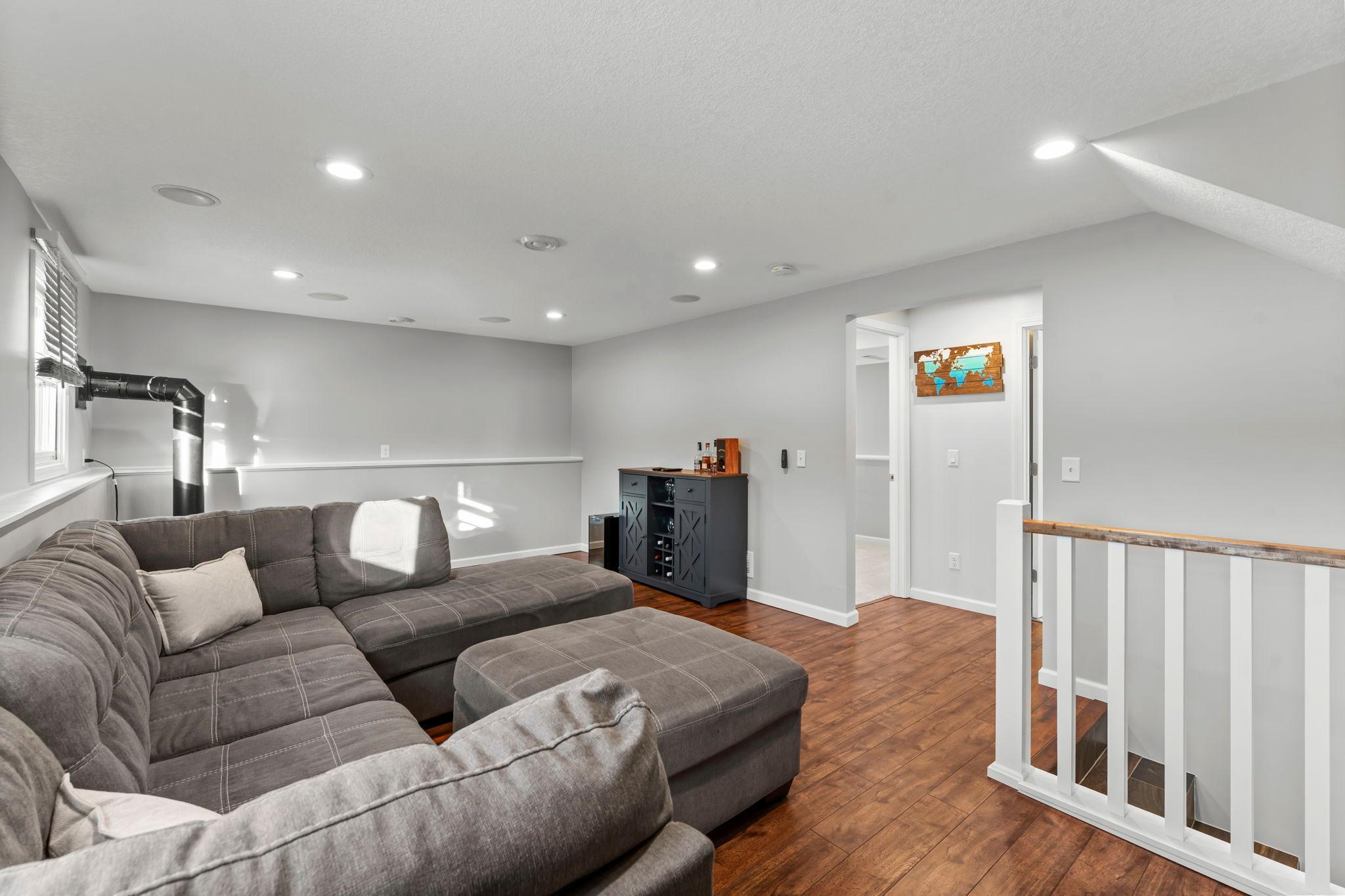 21910 Territorial Road