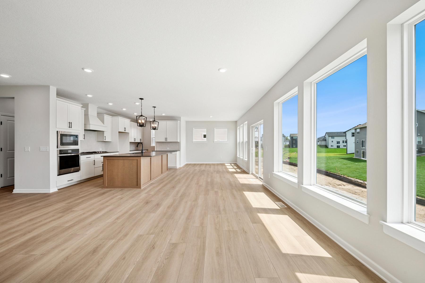 10577 Minnesota Lane N