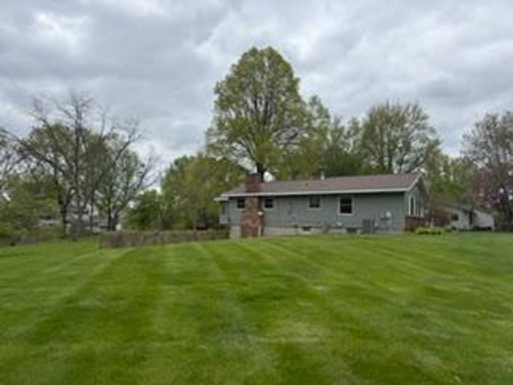 Photo of 8381 Annalisa Path, Inver Grove Heights, MN 55077 (MLS # 7066100)