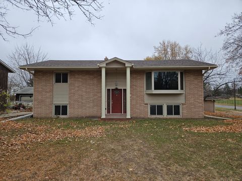 1696 Christie Place Saint Paul MN 55106