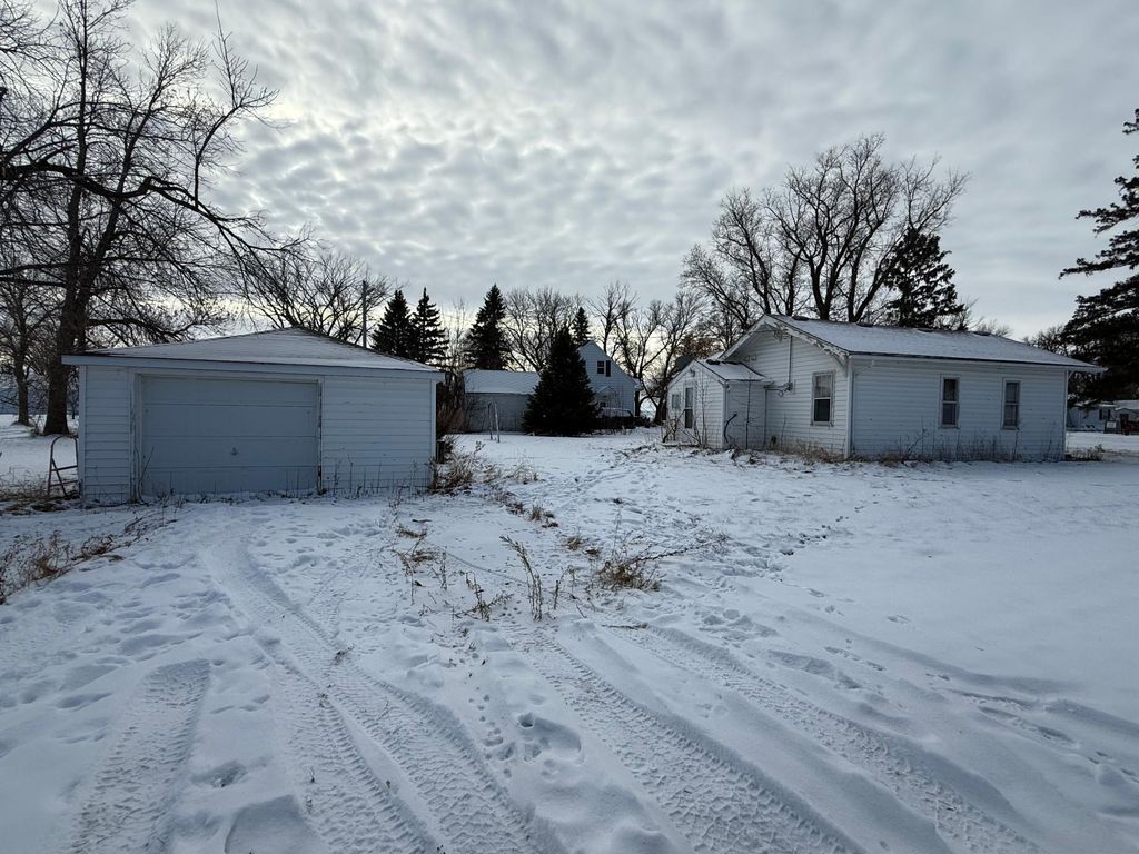 Photo of 401 Main Street, Perley, MN 56574 (MLS # 7009915)