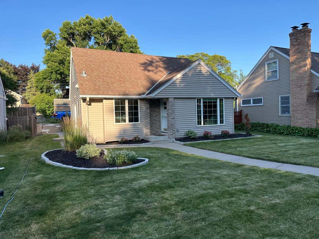 Photo of 6031 Sheridan Avenue S, Minneapolis, MN 55410 (MLS # 7112086)