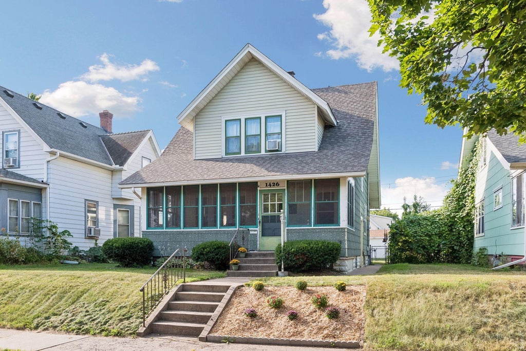 Photo of 1426 Edmund Avenue, Saint Paul, MN 55104 (MLS # 7135332)