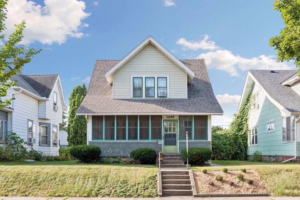 Photo of 1426 Edmund Avenue, Saint Paul, MN 55104 (MLS # 7135332)