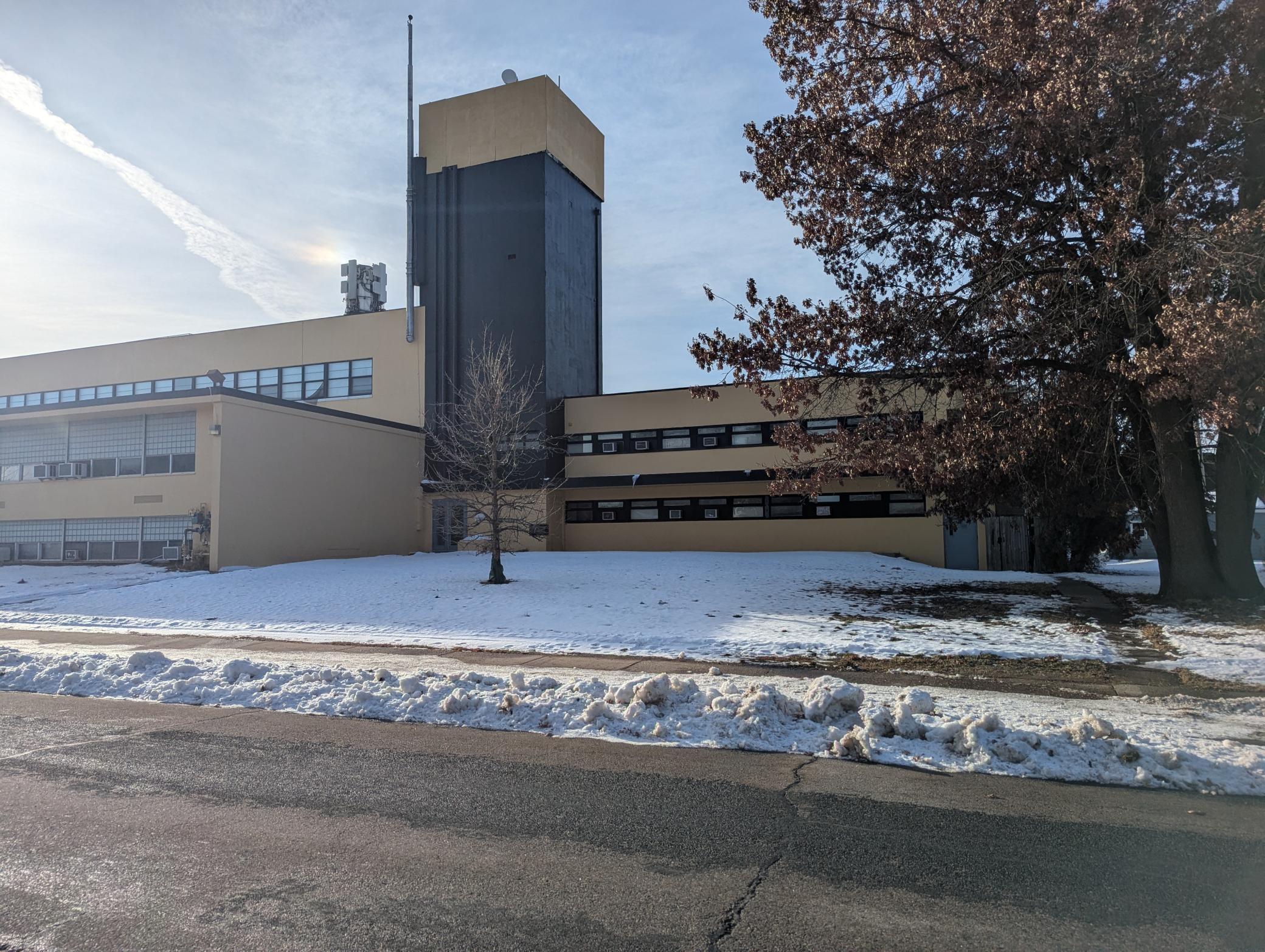 4021 Thomas Avenue N