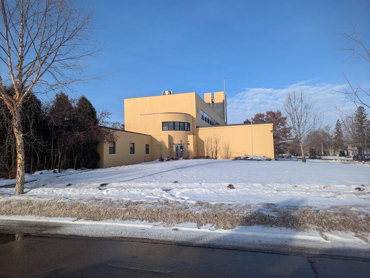 4021 Thomas Avenue N