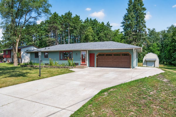 2051 DEERWOOD LN NE, WYOMING, MN 55092 - Image a2313bc980cca2f5f3bd3159e40e6b60/566638575