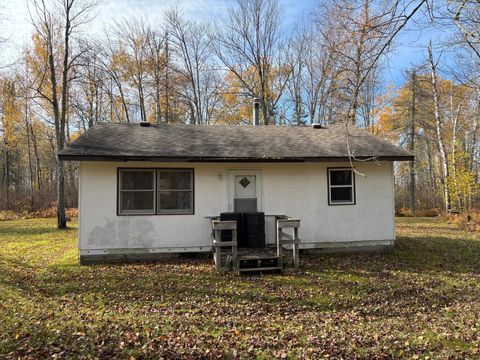 2757 Erickson Road Kettle River MN 55757