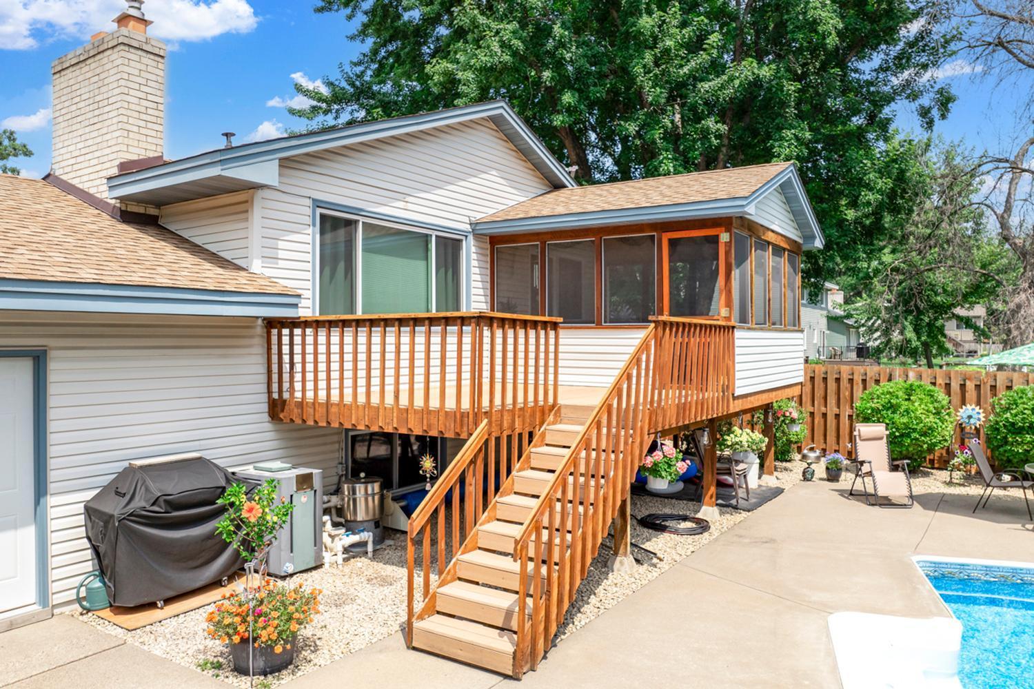 1600 132nd Lane NE