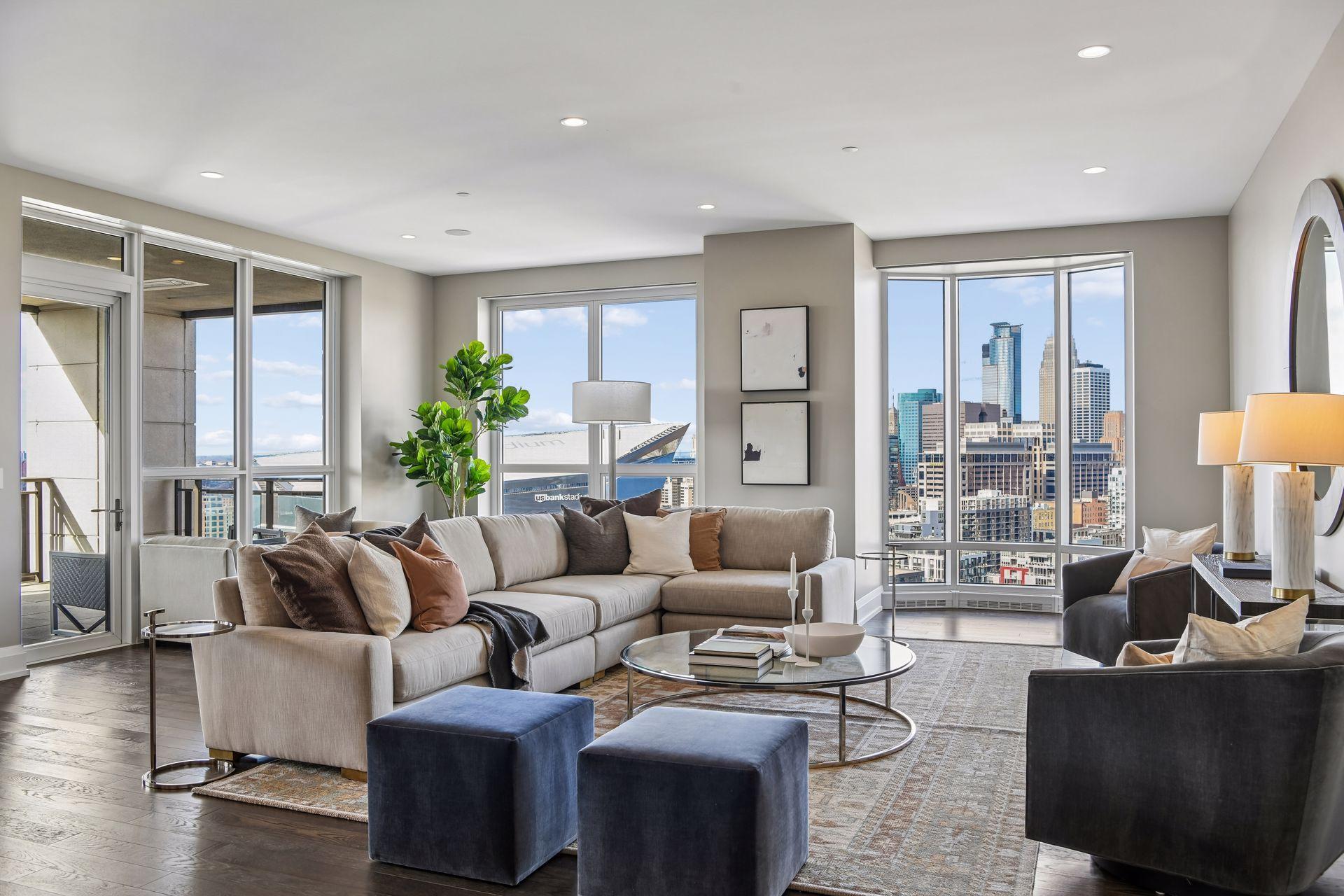 1111 W River Parkway 21B