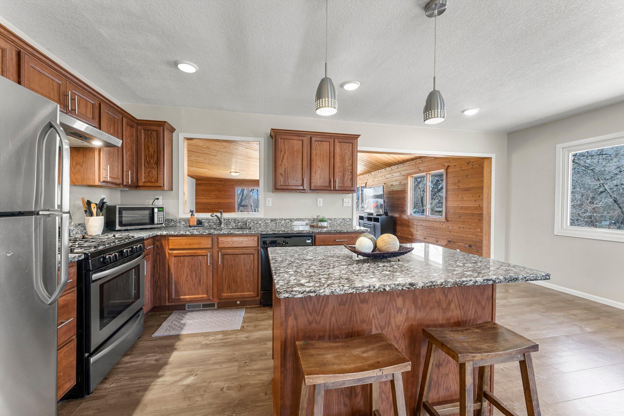 1415 County Road E W