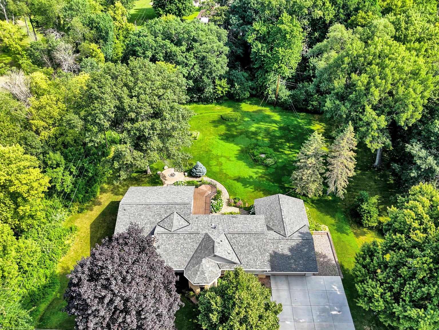 131 Marie Avenue W