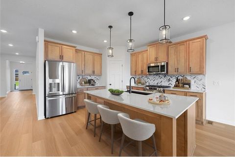 20064 Glenbrook Path Lakeville MN 55044