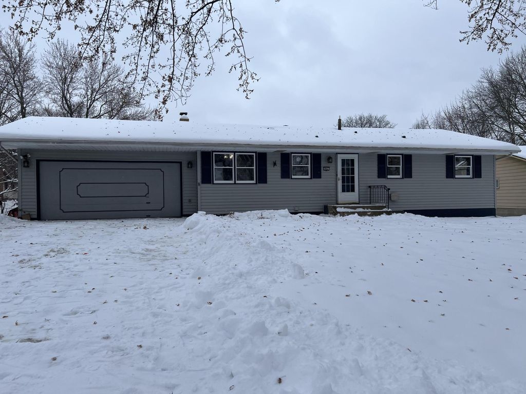 Photo of 8941 48th Avenue N, New Hope, MN 55428 (MLS # 7009906)