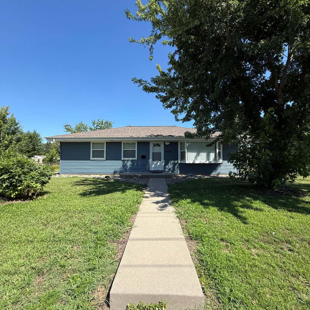 Photo of 2016 W 90th Street, Bloomington, MN 55431 (MLS # 7121916)