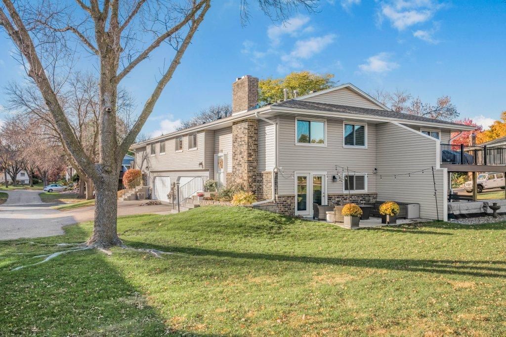 Photo of 6942 Ives Lane N, Maple Grove, MN 55369 (MLS # 6813867)