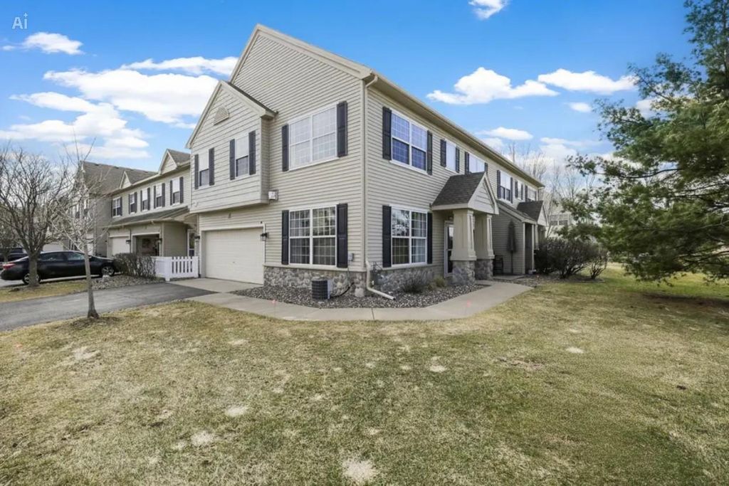 Photo of 11122 Aberdeen Street NE #H, Blaine, MN 55449 (MLS # 7020613)