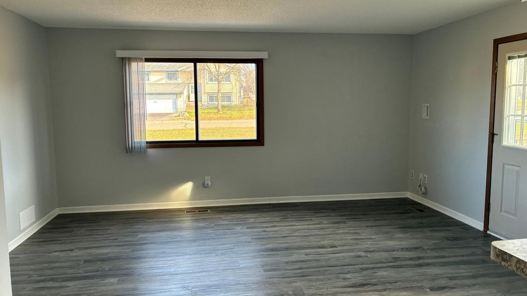 Photo of 1640 Helena Road N, Oakdale, MN 55128 (MLS # 6820621)