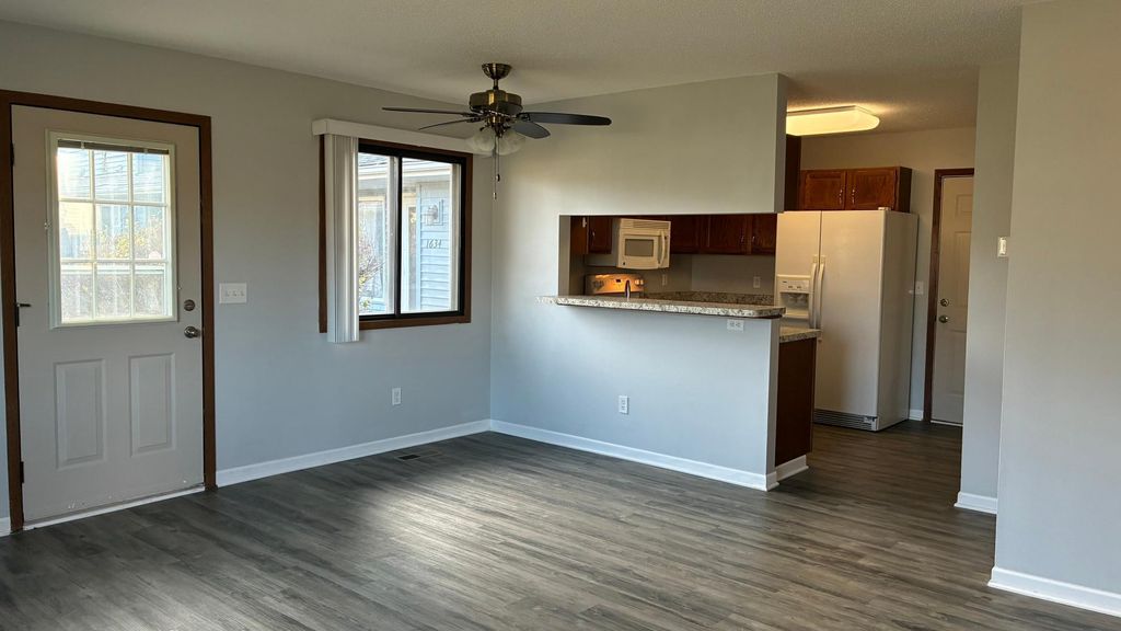 Photo of 1640 Helena Road N, Oakdale, MN 55128 (MLS # 6820621)