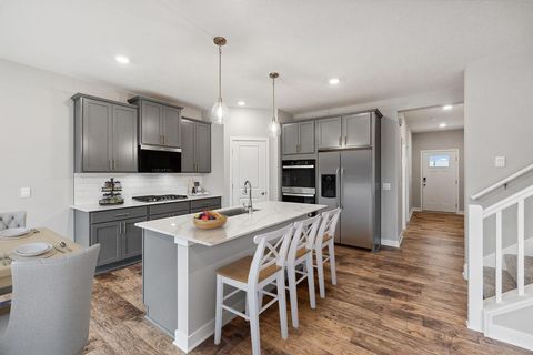 13092 Erskin Street NE Blaine MN 55449