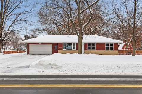 8081 Red Oak Drive Mounds View MN 55112